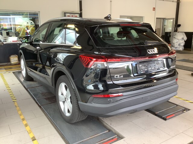 Image about Audi Q4 e-tron 40 e-tron