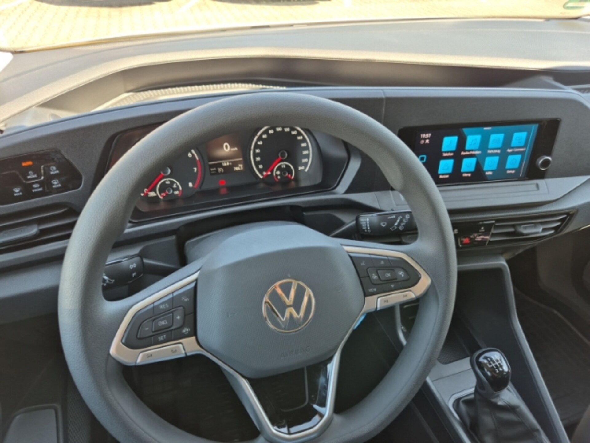 Volkswagen Caddy Basis-Modell
