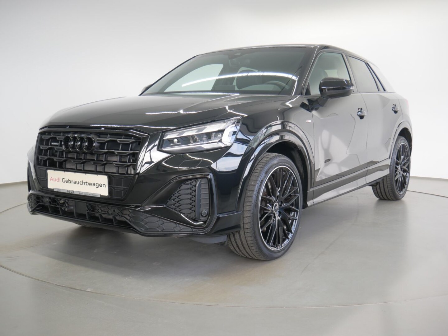 Bild über Audi Q2 S line 40 TFSI quattro S tronic - für weitere Informationen kontaktieren Sie den Audi Partner