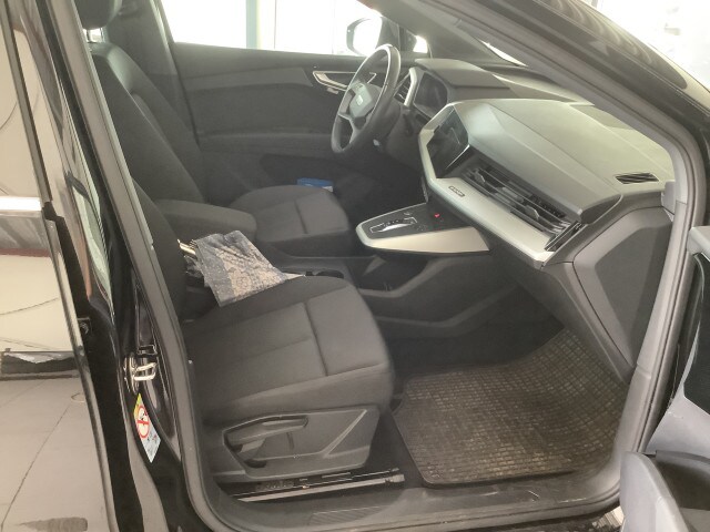 Image about Audi Q4 e-tron 40 e-tron