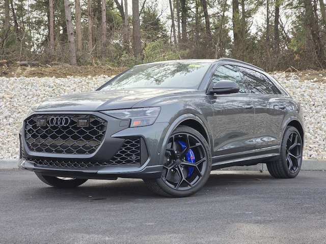 2026 Audi RS Q8 SUV performance