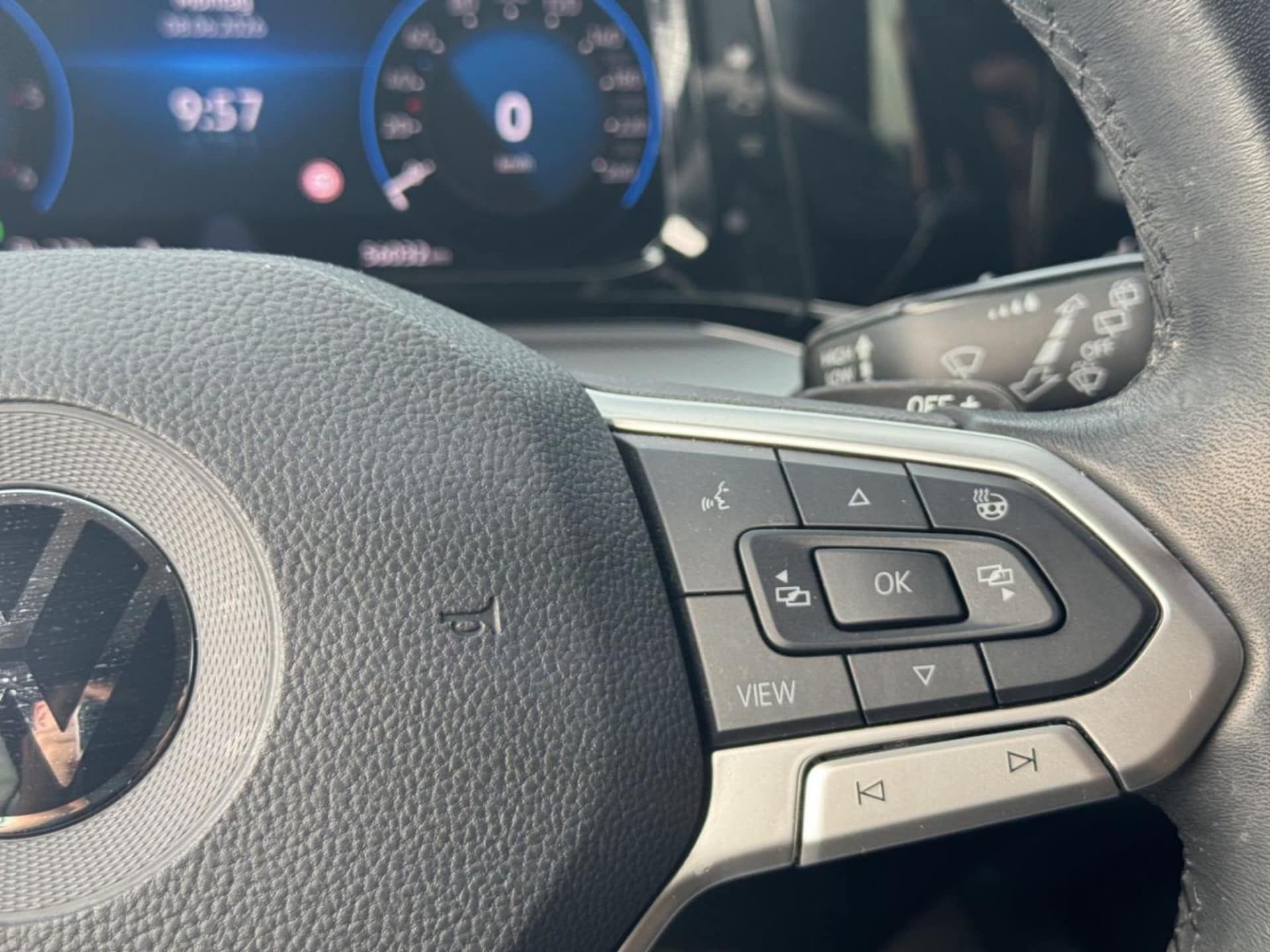 Volkswagen Golf Active