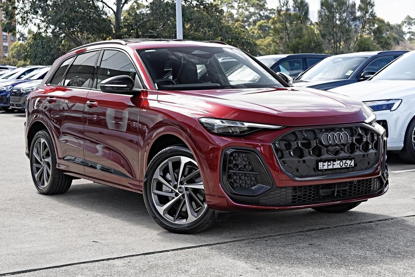 Image about Audi Q5 SUV TDI quattro 150 kW sport