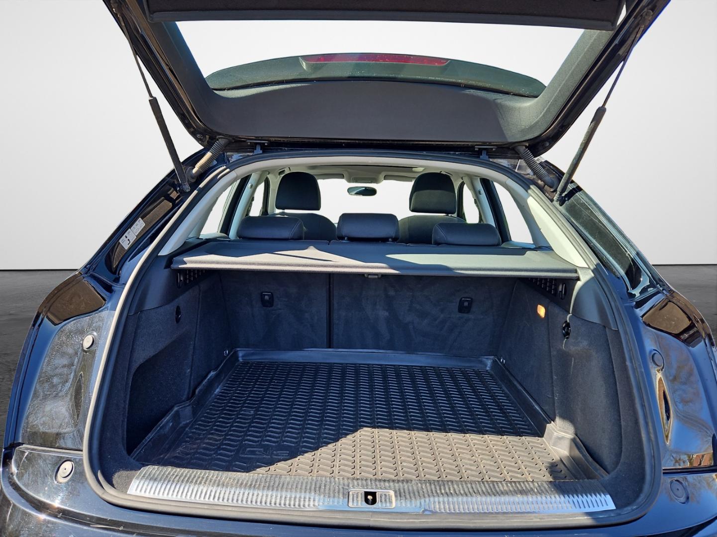 Image about Audi Q3 TFSI 6-Gang