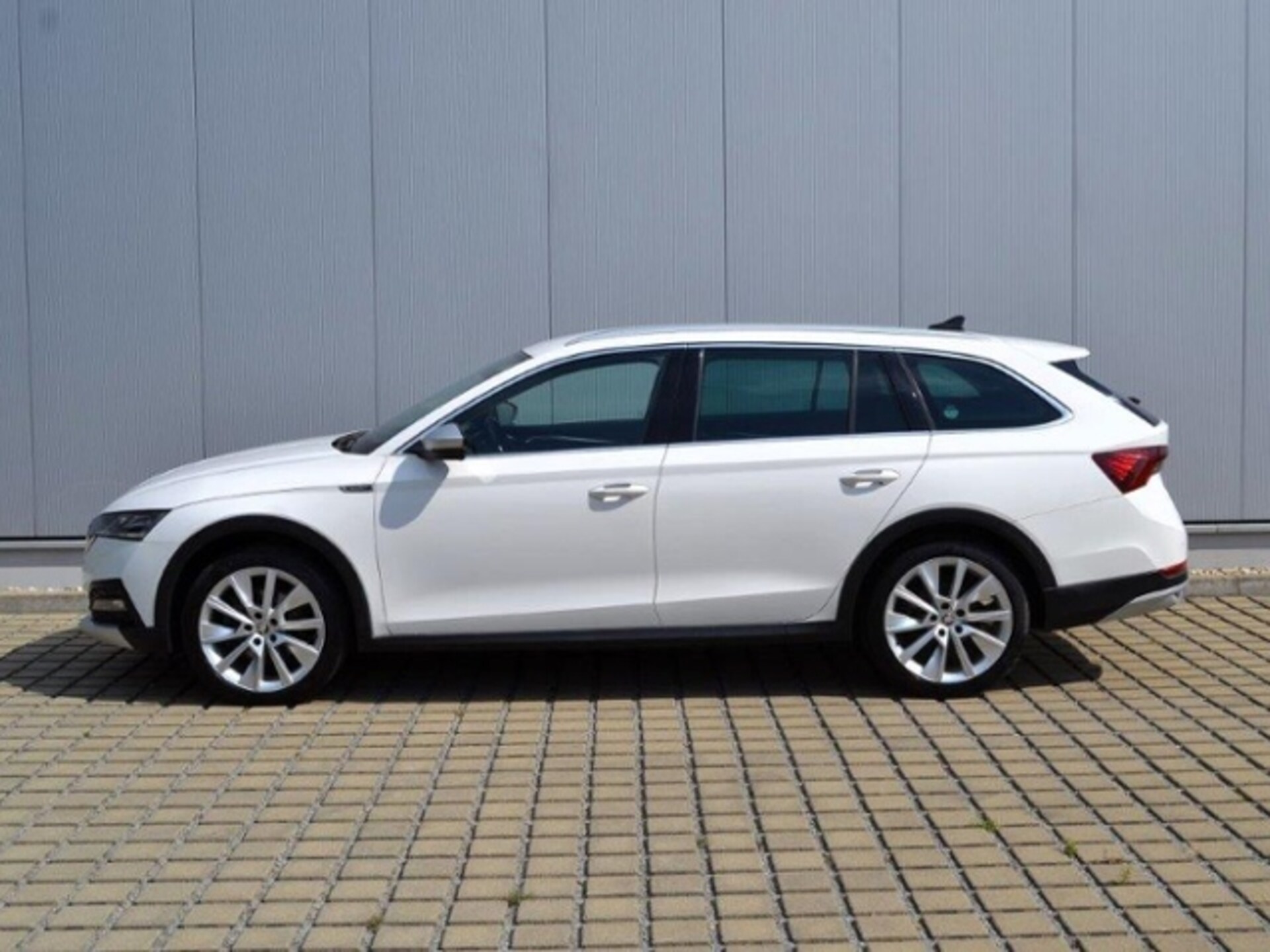 Skoda Octavia Combi SCOUT