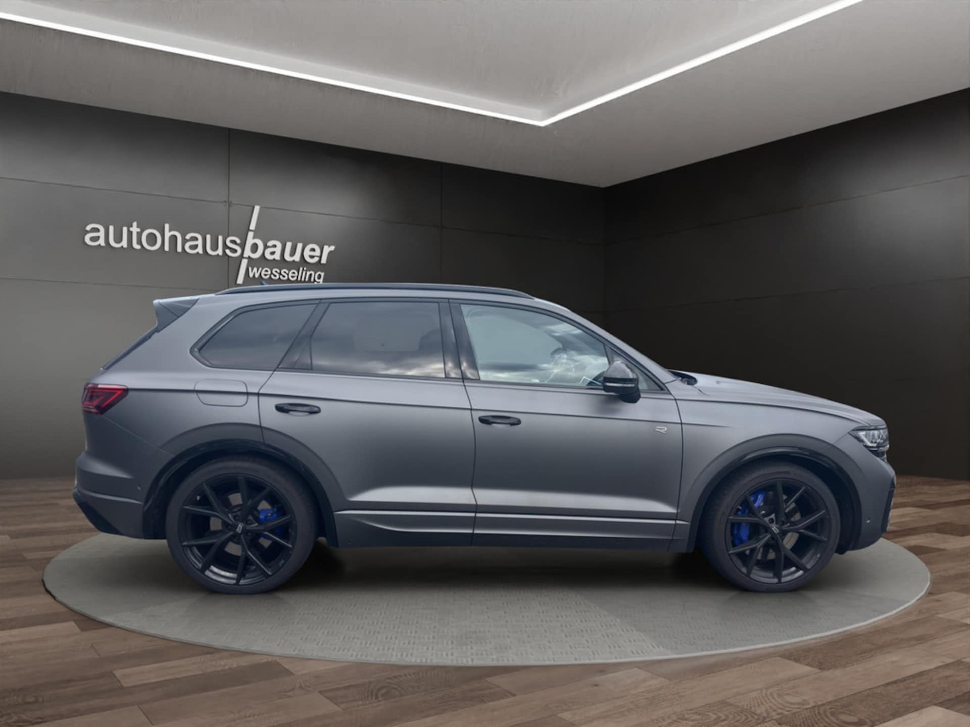 Volkswagen Touareg R