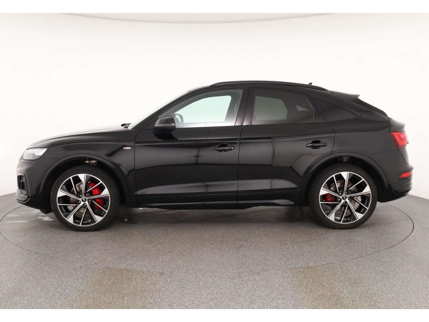 Bild über Audi Q5 Sportback 40 TDI quattro S tronic - für weitere Informationen kontaktieren Sie den Audi Partner