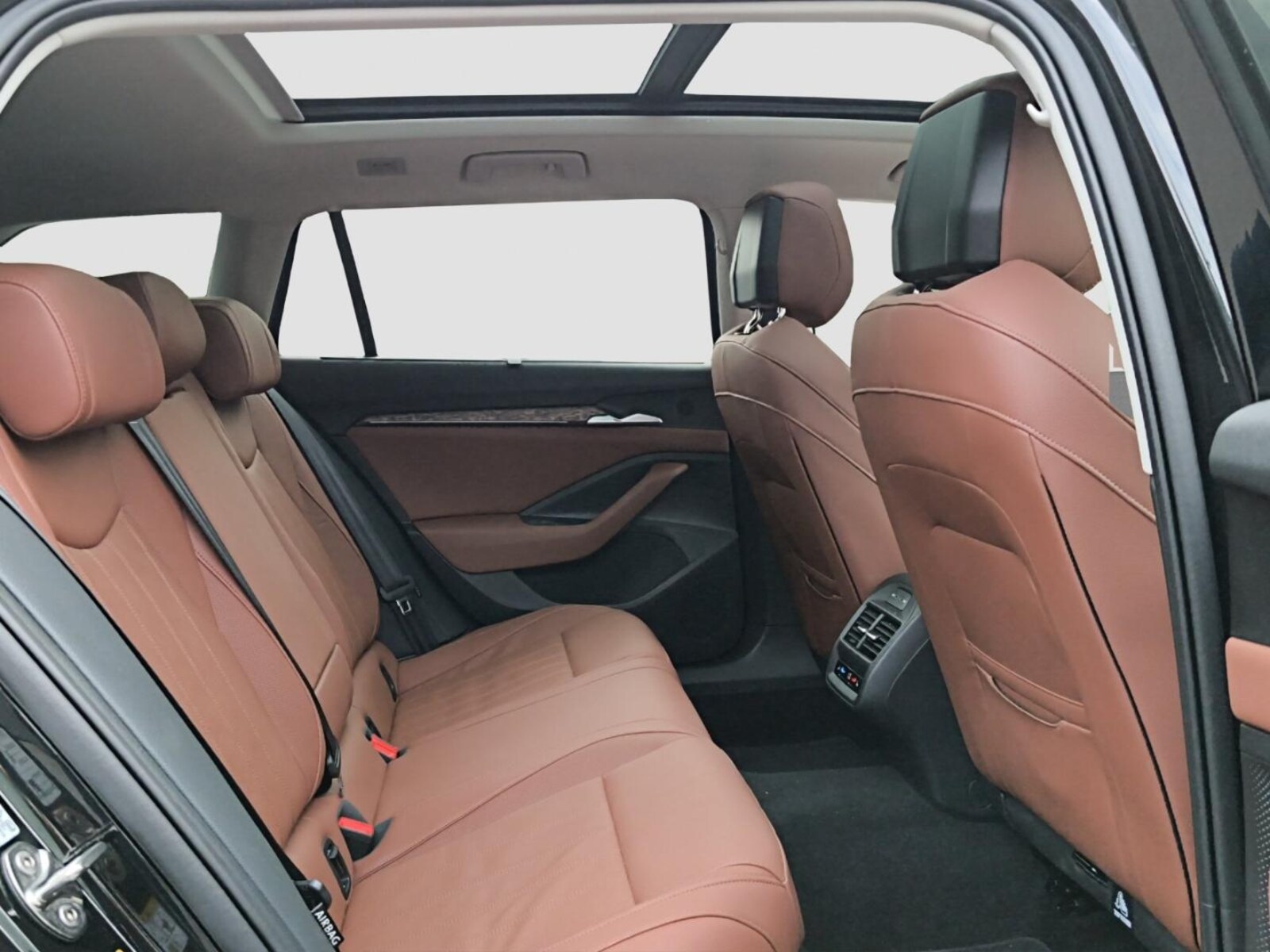 Škoda Superb Combi – Bild 23