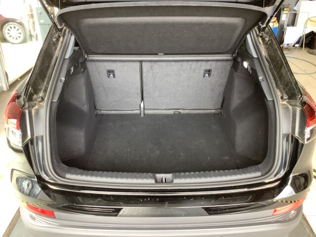 Image about Audi Q4 e-tron 40 e-tron