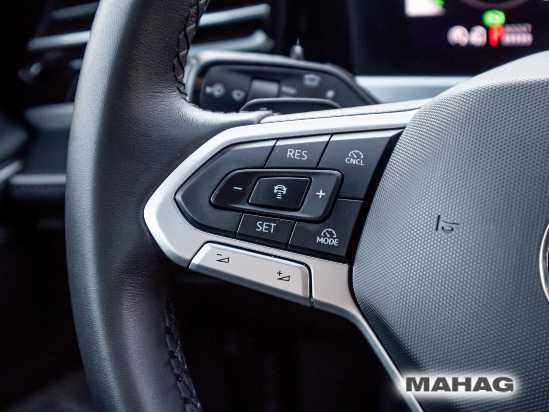 Volkswagen Passat Elegance