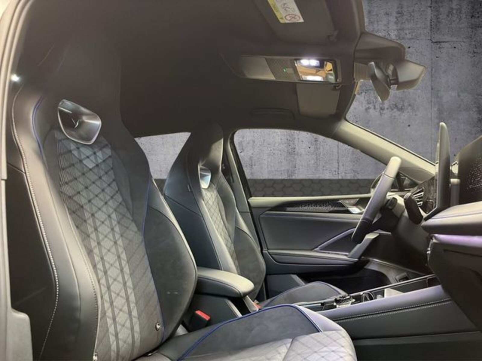 Volkswagen Tiguan – Bild 9