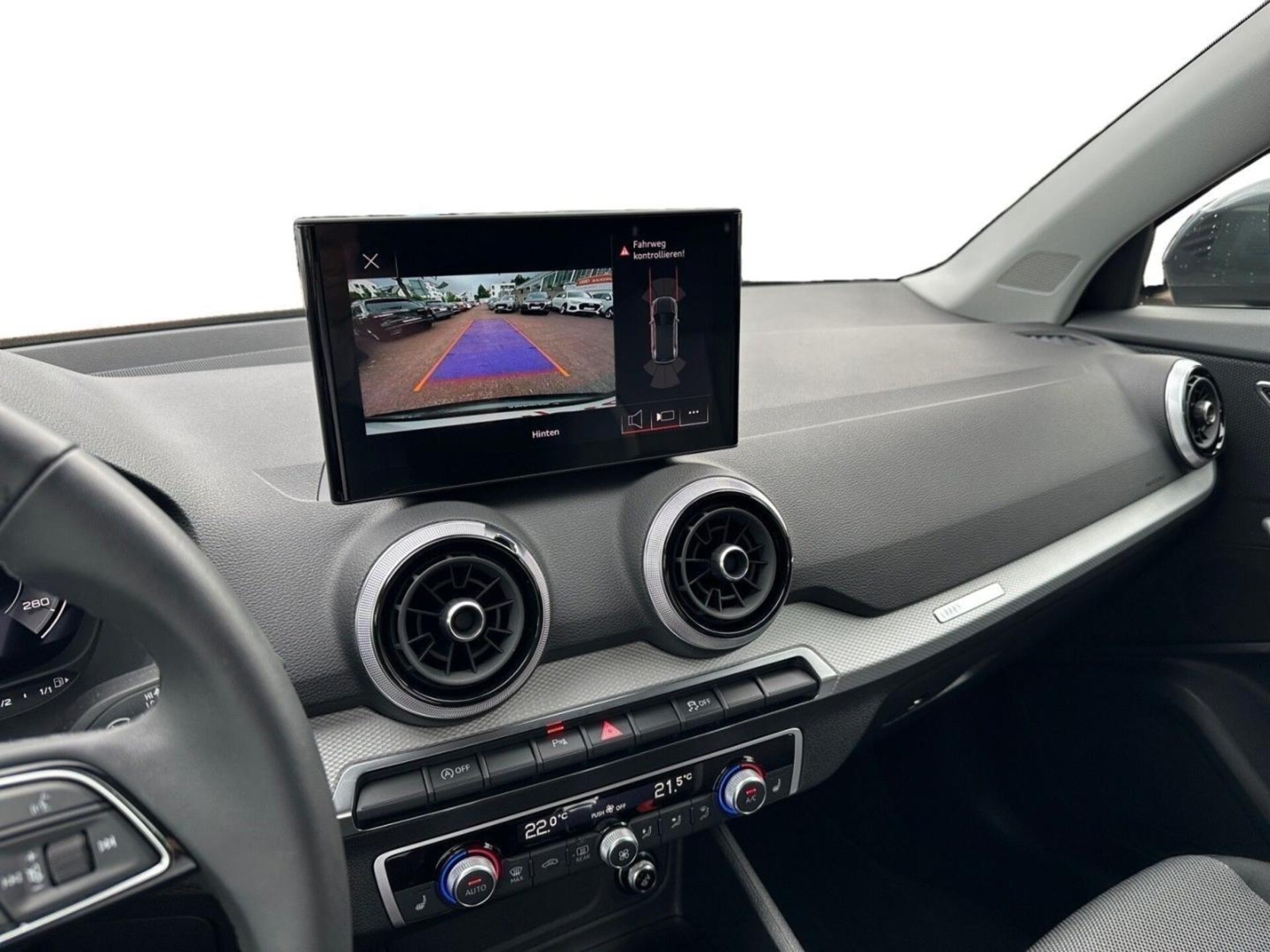 Audi Q2 S line