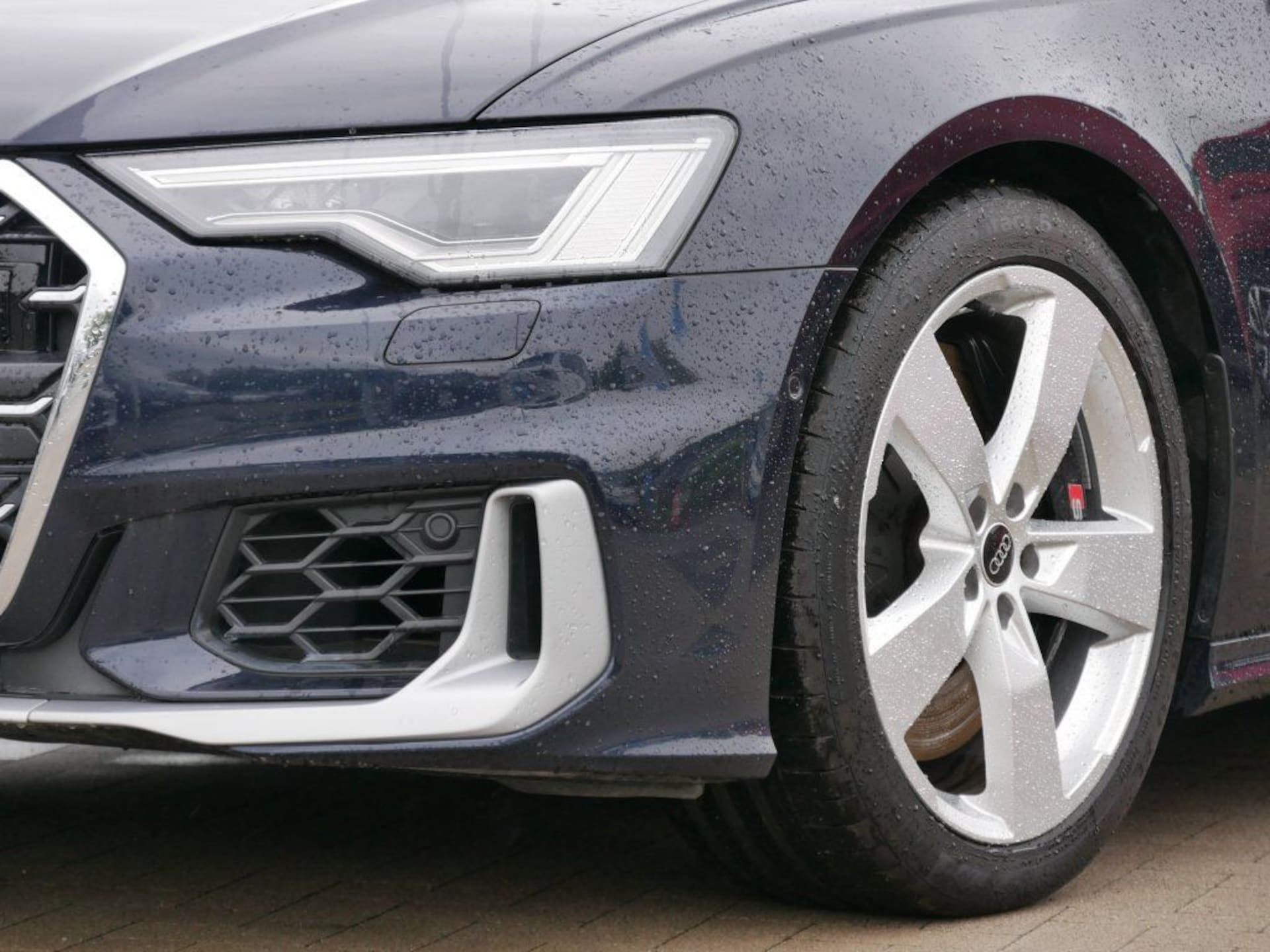 Audi S6 Avant