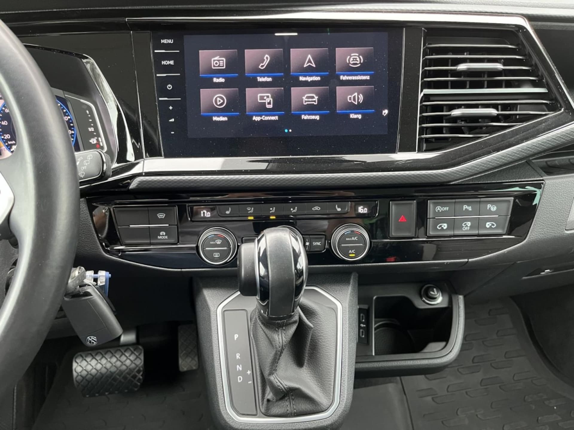 Volkswagen T6.1 Multivan Highline