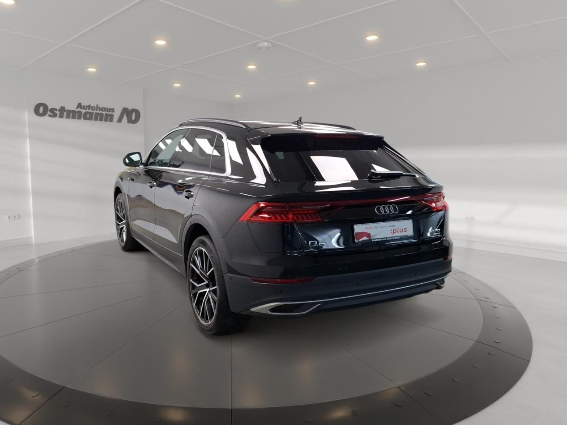 Audi Q8 SUV