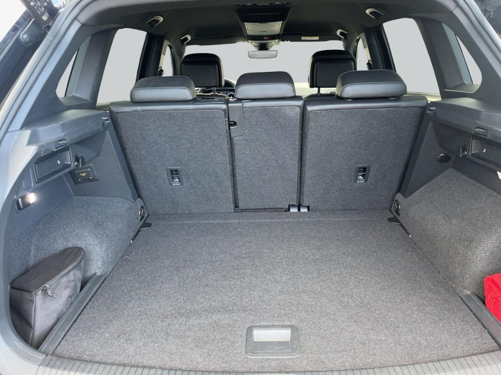 Volkswagen Tiguan – Bild 9