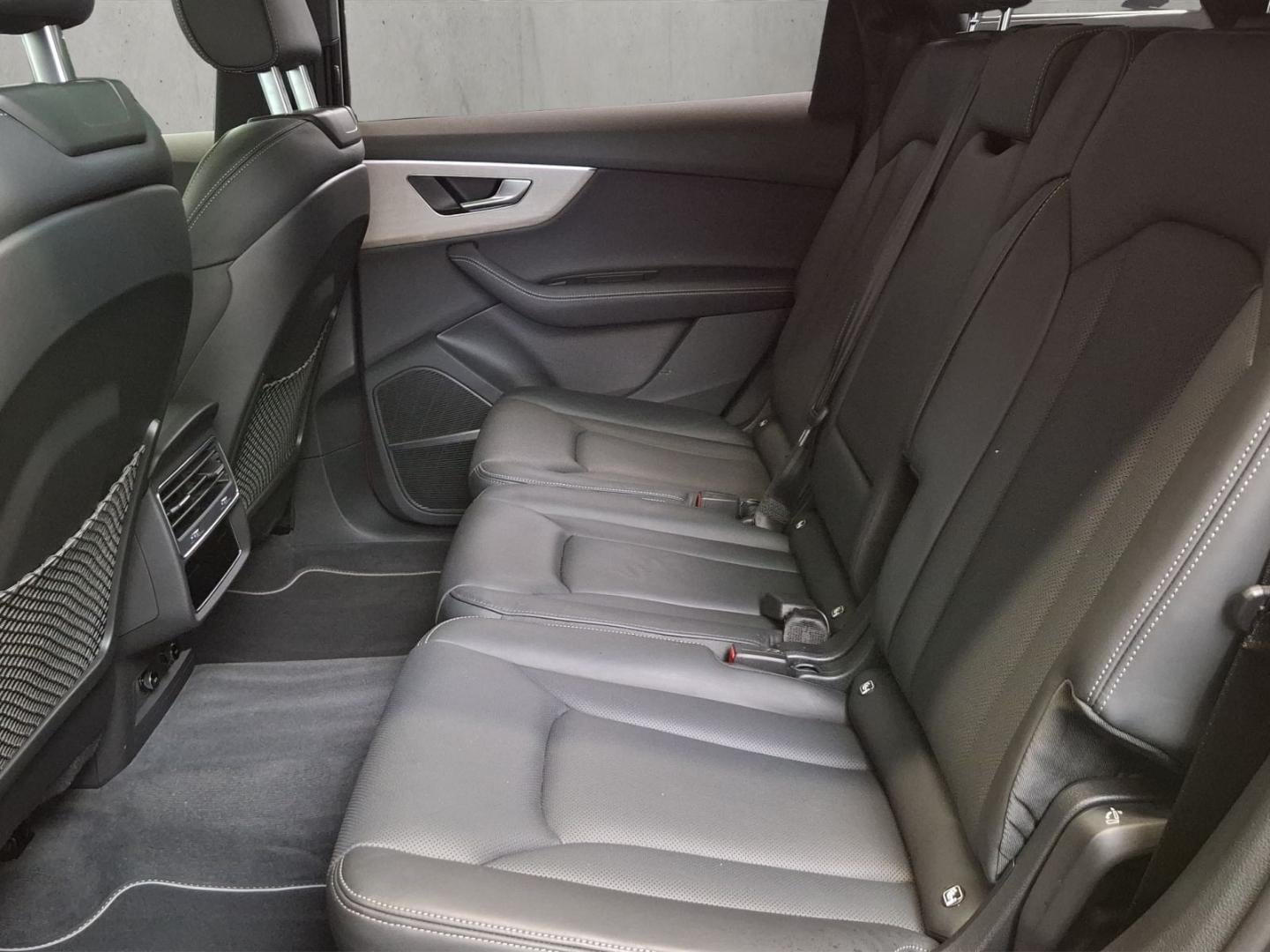 Bild über Audi Q7 SUV S line 50 TDI quattro tiptronic - für weitere Informationen kontaktieren Sie den Audi Partner