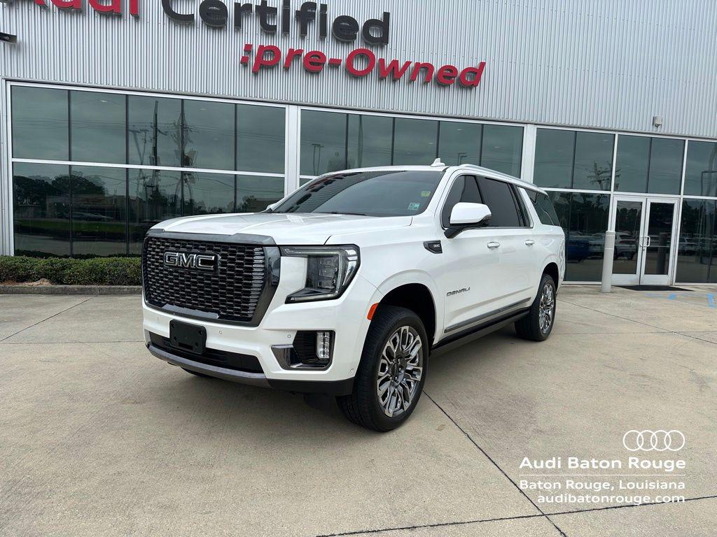2024 GMC Yukon Denali Ultimate AWD's photo