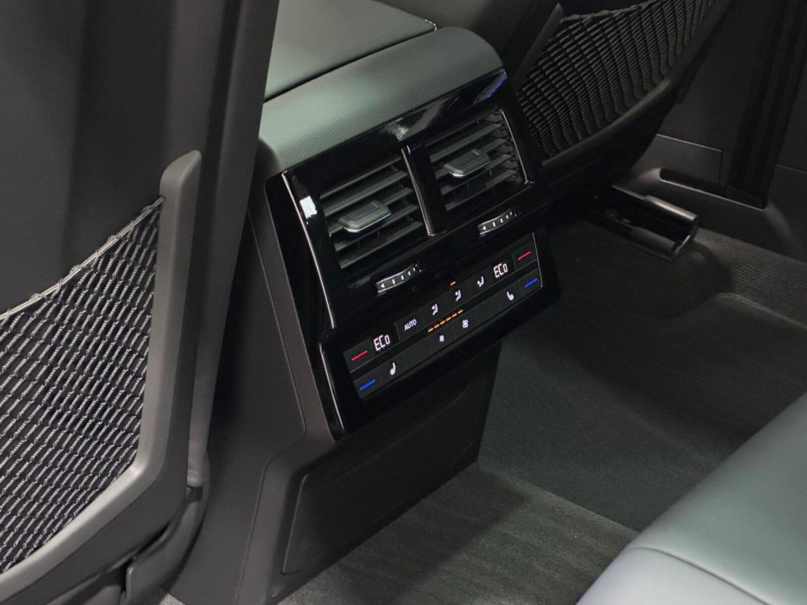 Volkswagen Touareg – Bild 24