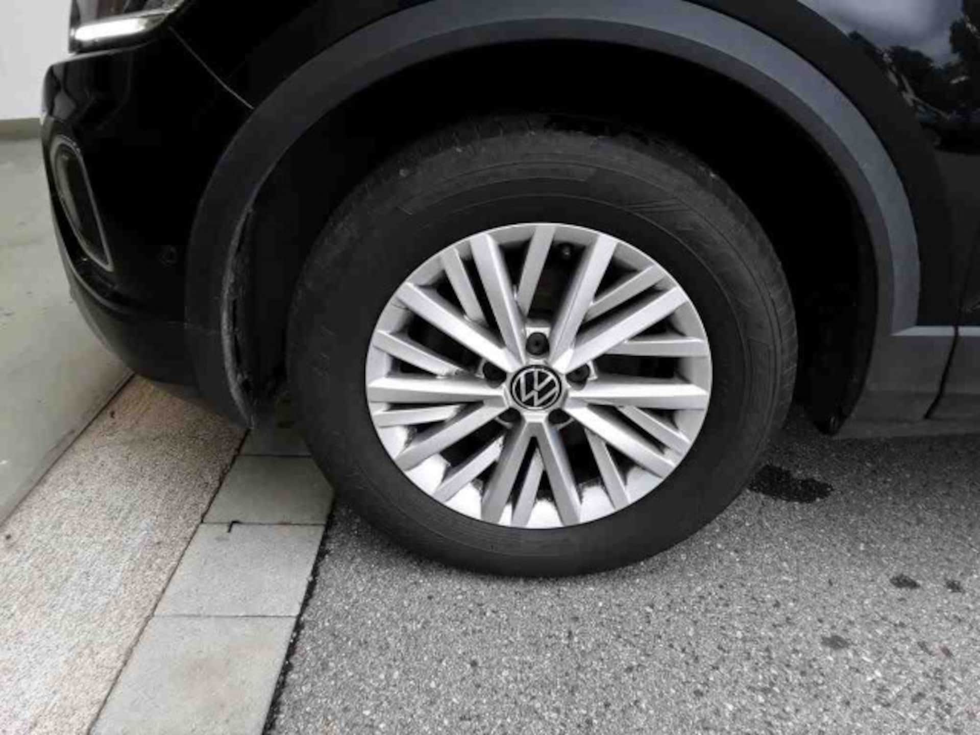 Volkswagen T-Roc Life