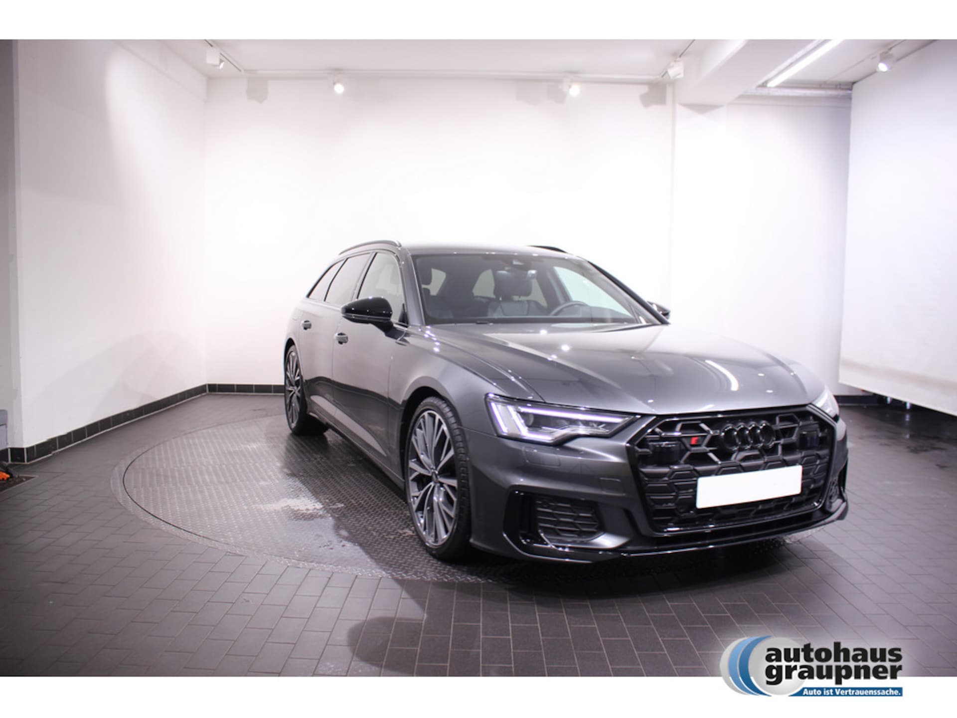 Audi S6 Avant