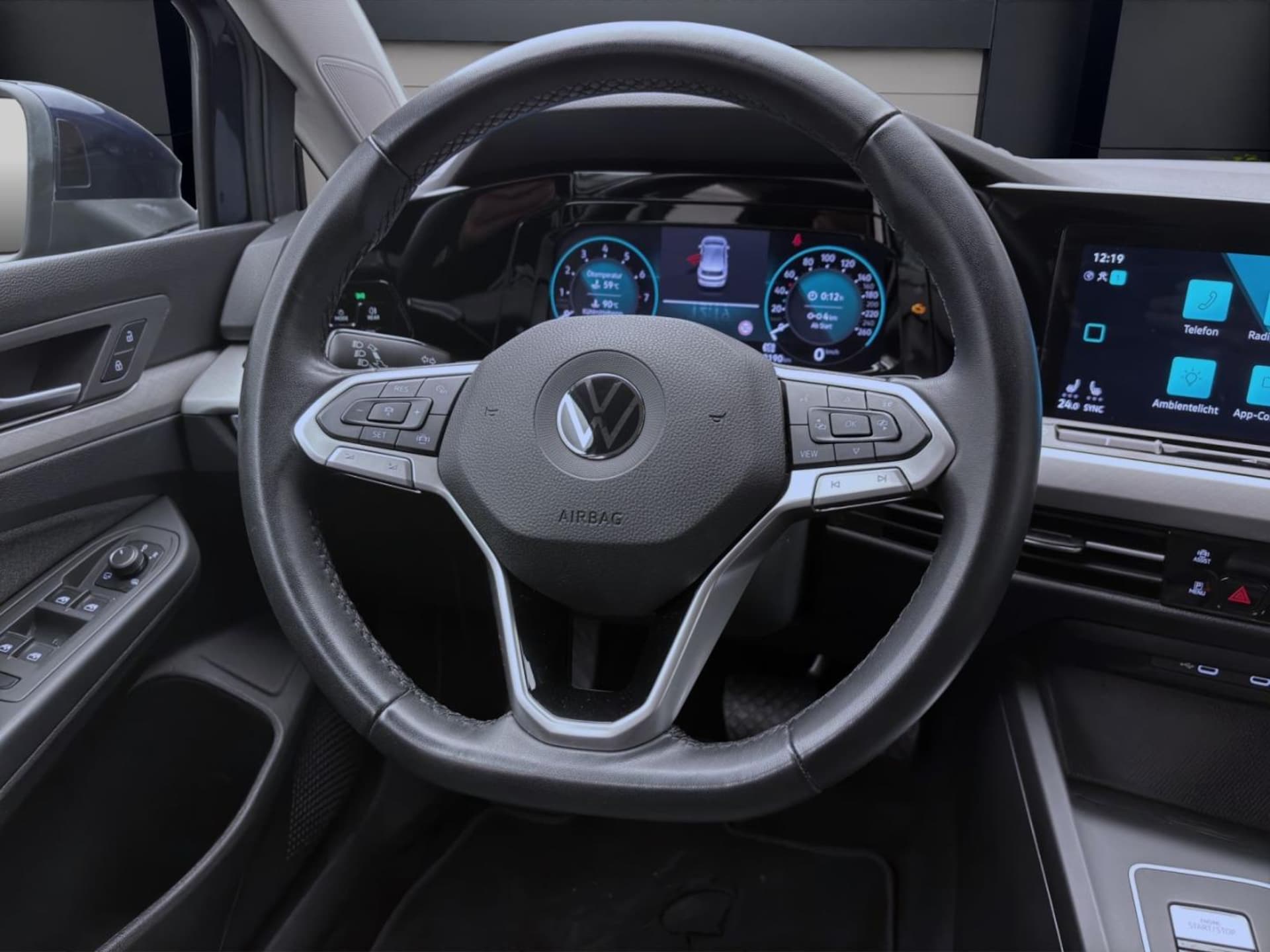 Volkswagen Golf Life