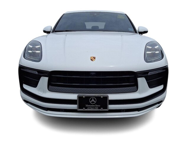 2022 Porsche Macan