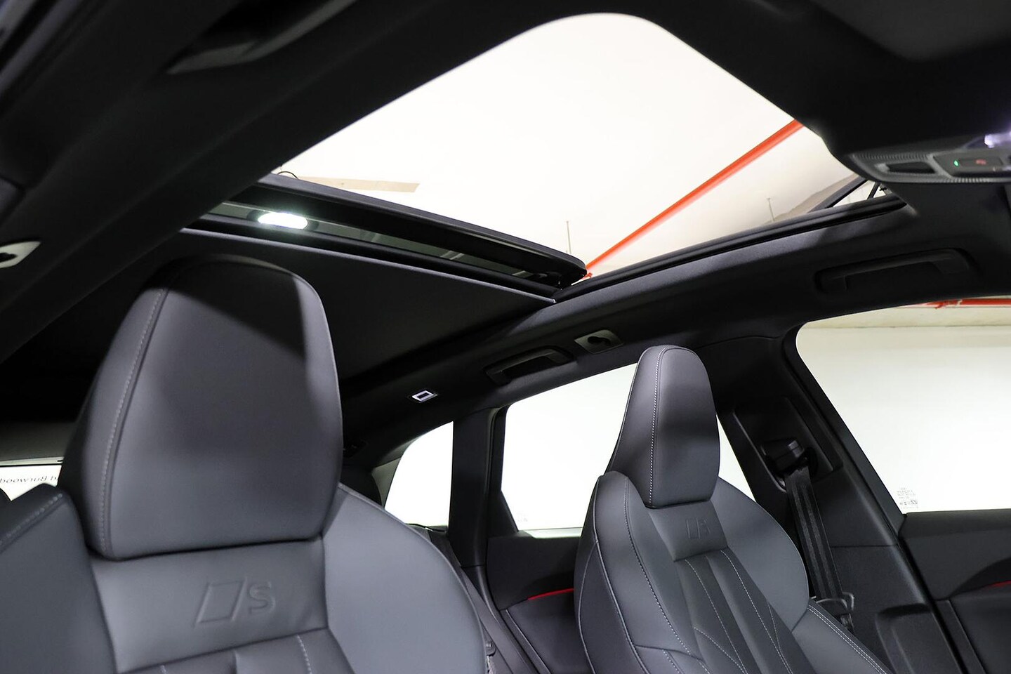 Image about Audi Q5 SUV TDI quattro 150 kW sport