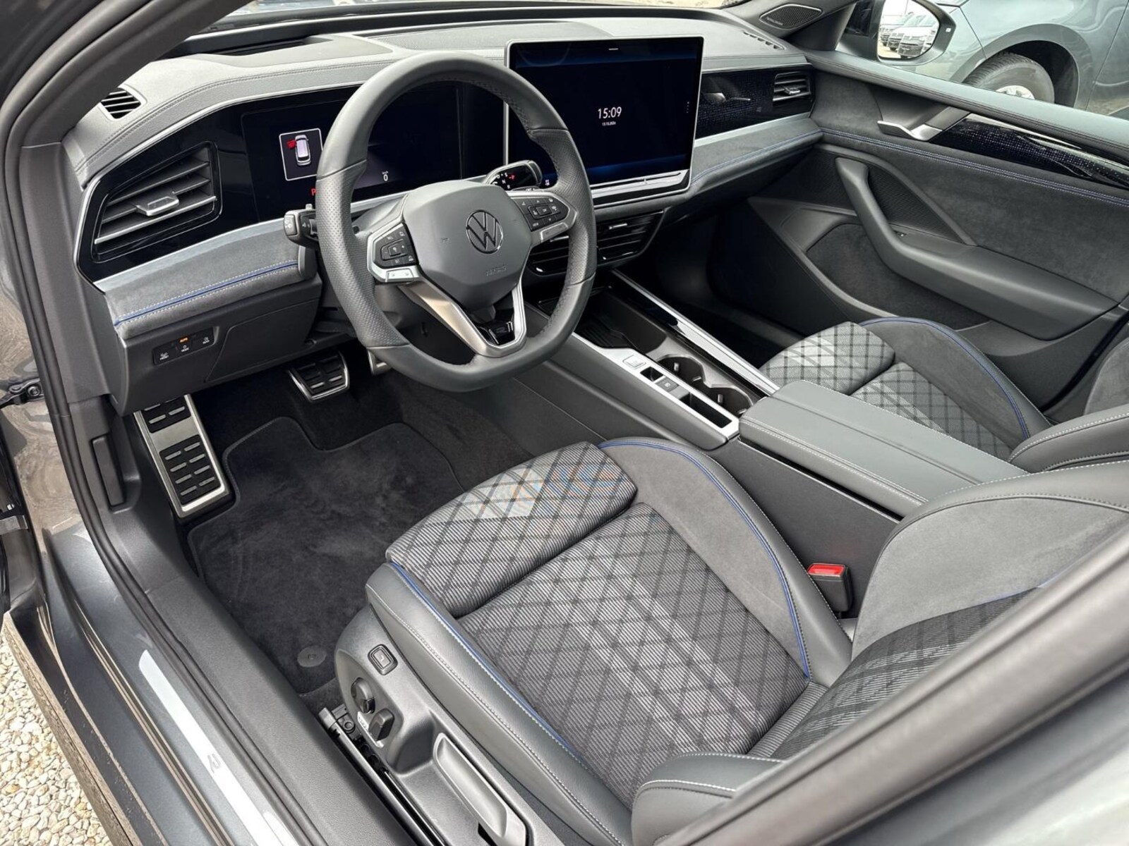 Volkswagen Passat – Bild 17