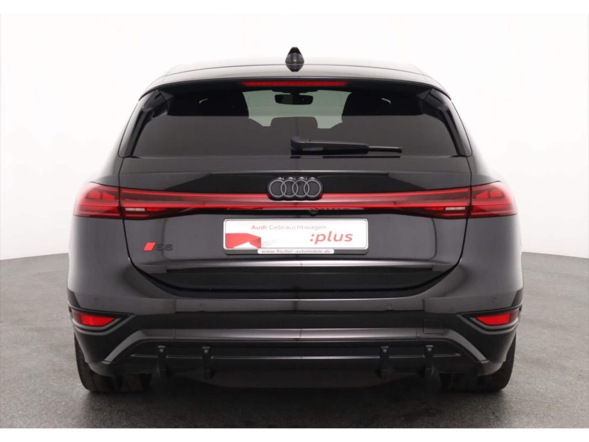 Audi S6 Avant e-tron