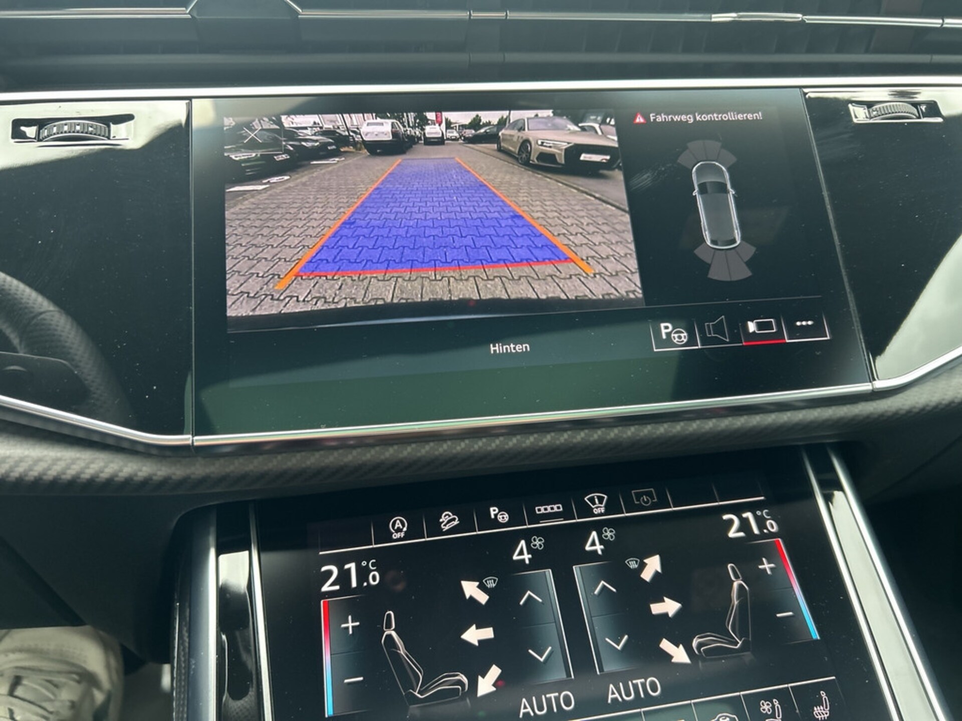 Audi RS Q8 SUV performance