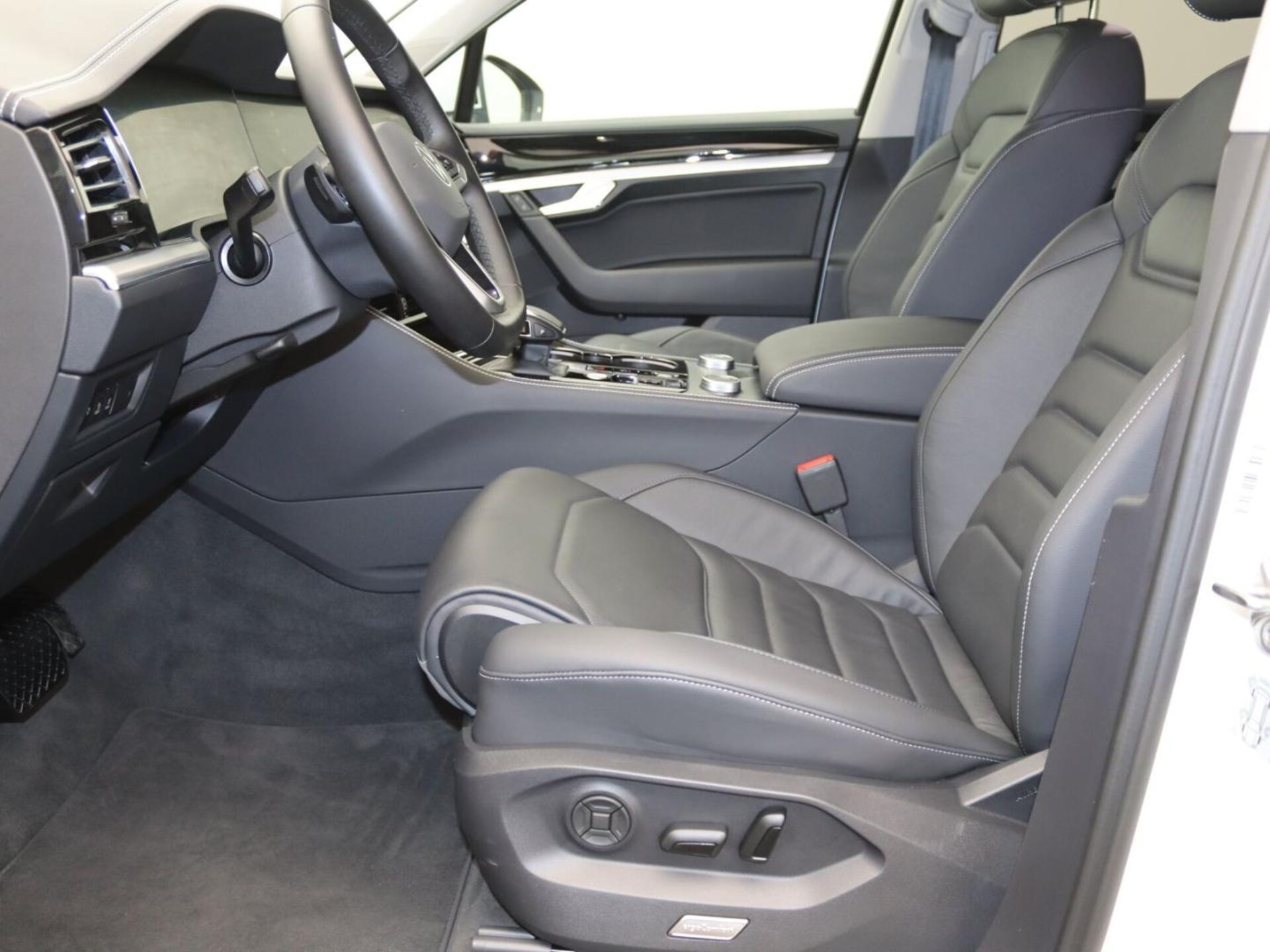 Volkswagen Touareg Basis-Modell