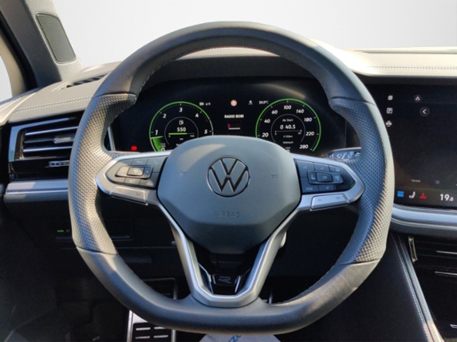 Volkswagen Touareg – Bild 13