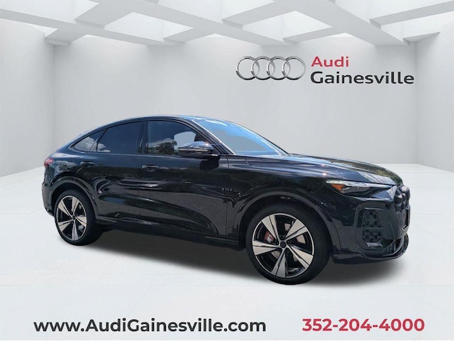 Photo of 2026 Audi RS Q8 SUV performance 