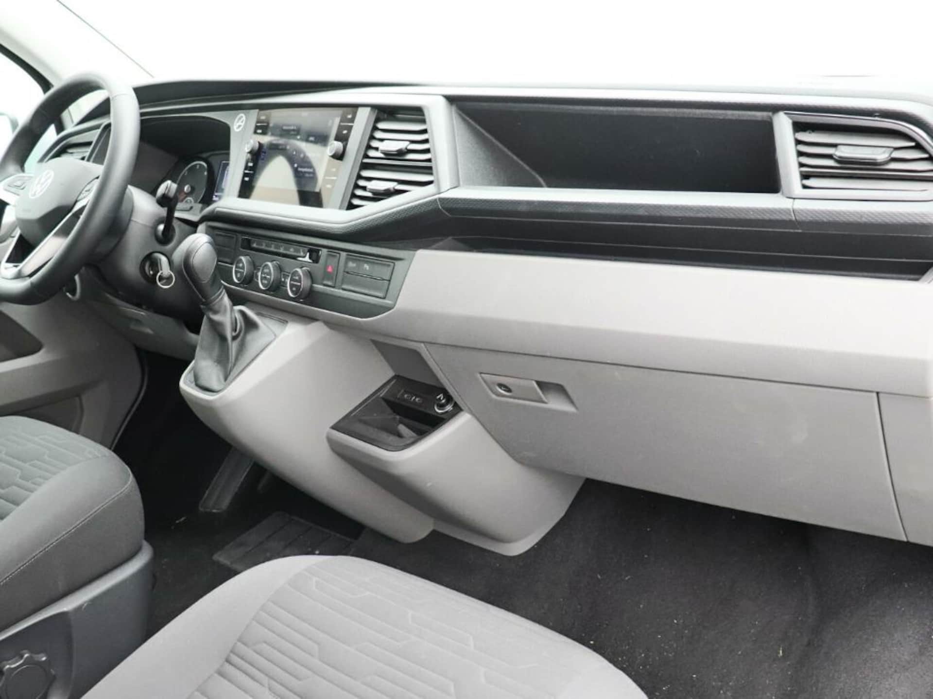 Volkswagen T6.1 Caravelle kurzer Radstand Comfortline