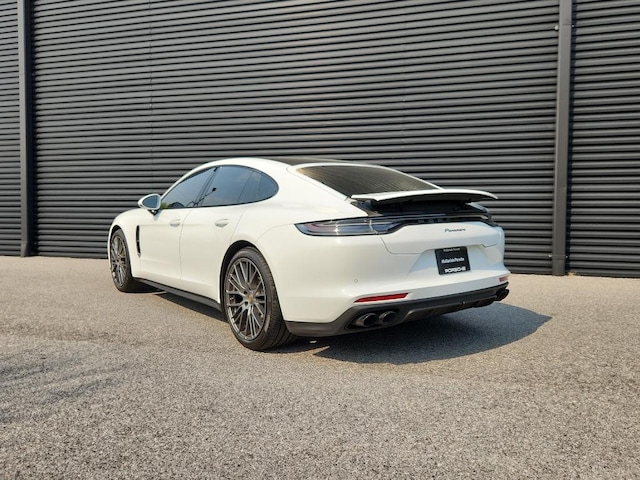 2023 Porsche Panamera