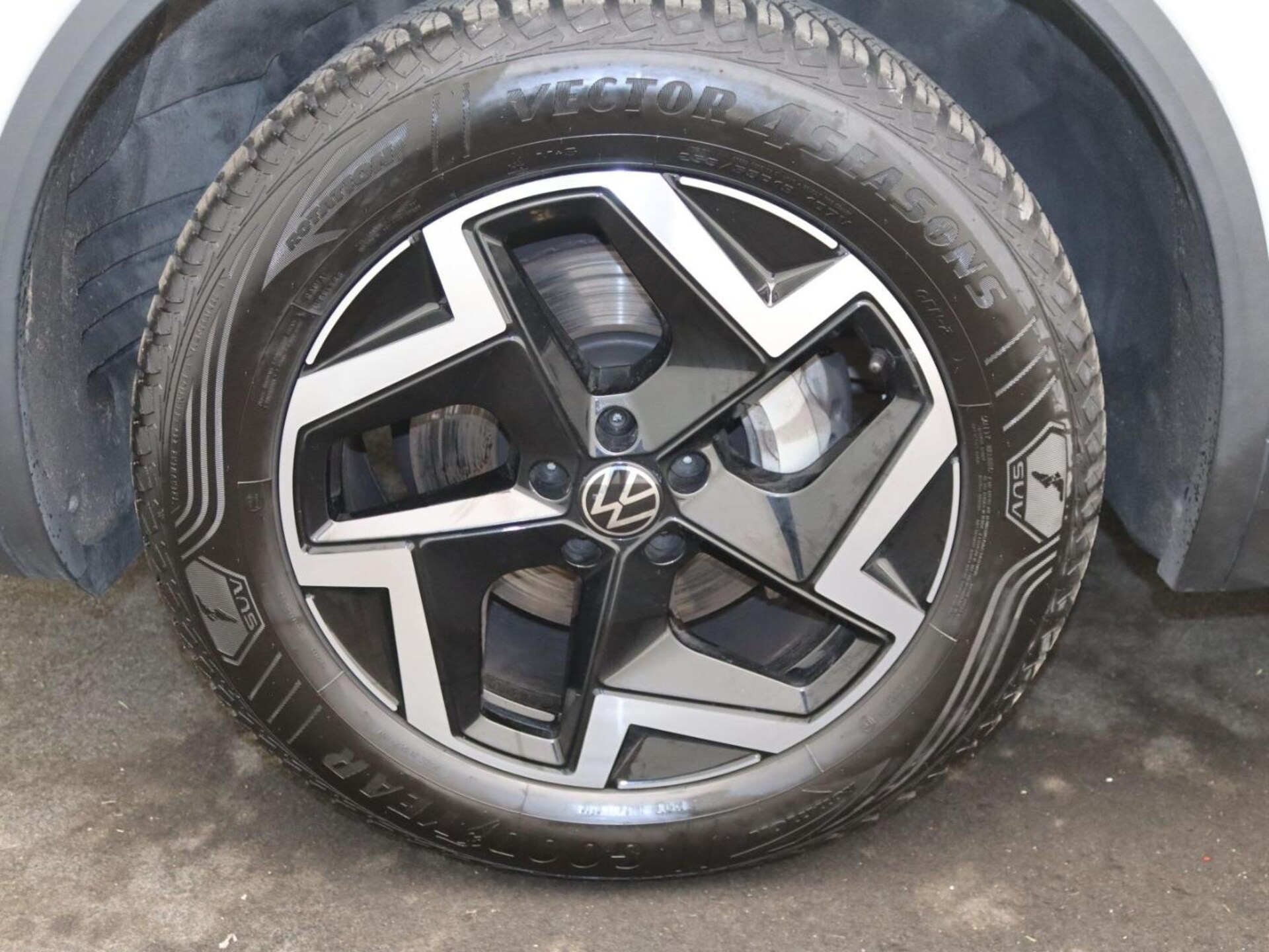 Volkswagen Touareg Basis-Modell