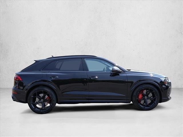 2025 Audi RS Q8 SUV performance