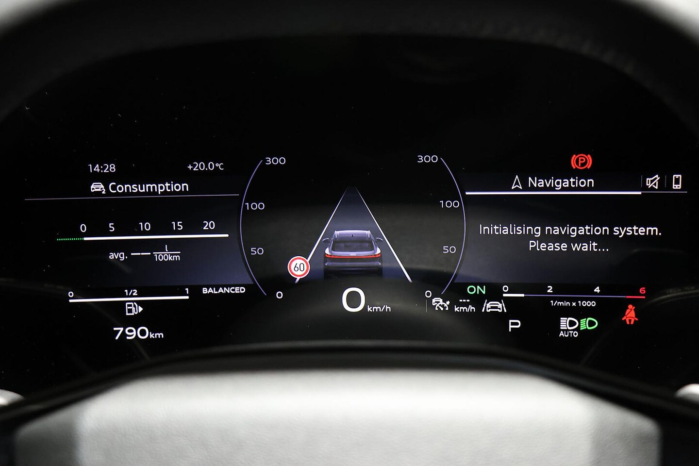 Image about Audi Q5 SUV TDI quattro 150 kW sport