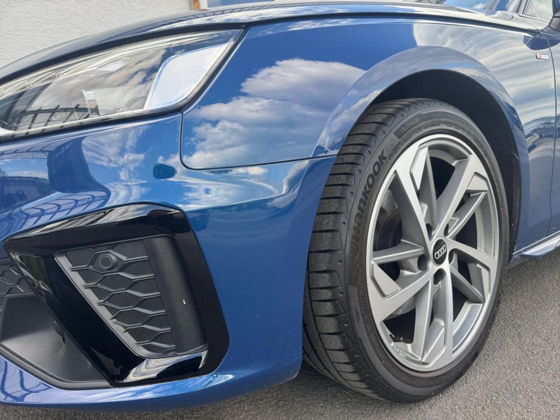 Audi A4 Limousine S line