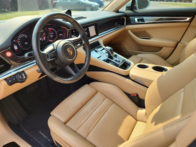 2023 Porsche Panamera