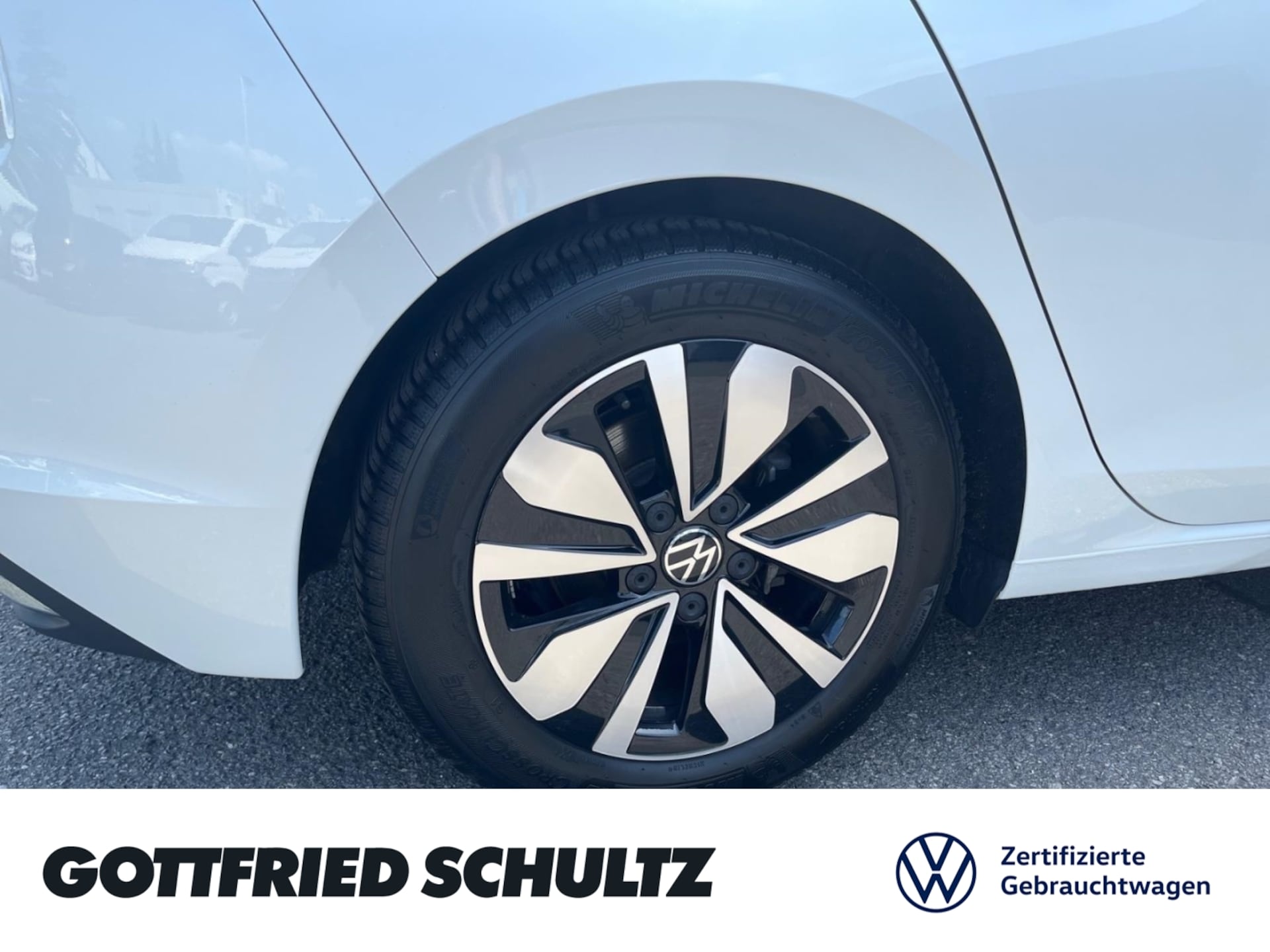 Volkswagen Golf Life