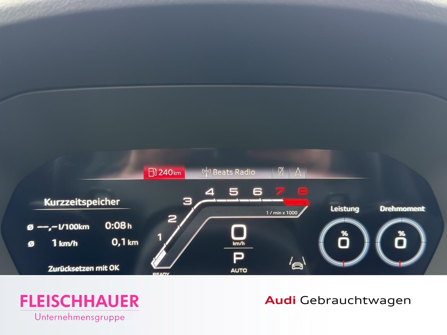 Bild über Audi RS 3 Sportback TFSI quattro 294 kW S tronic - für weitere Informationen kontaktieren Sie den Audi Partner