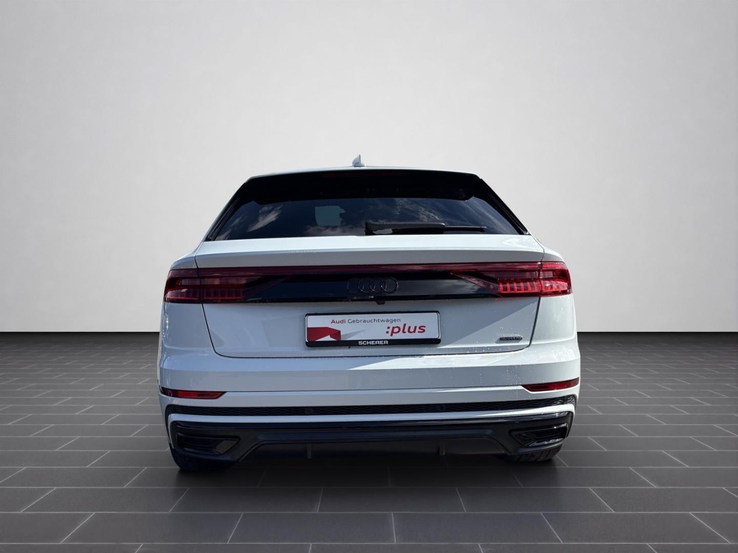 Bild über Audi Q8 50 TDI quattro tiptronic - für weitere Informationen kontaktieren Sie den Audi Partner