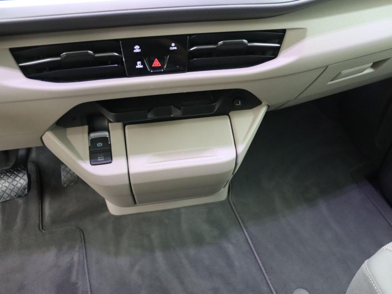 Volkswagen Multivan Langversion – Bild 18