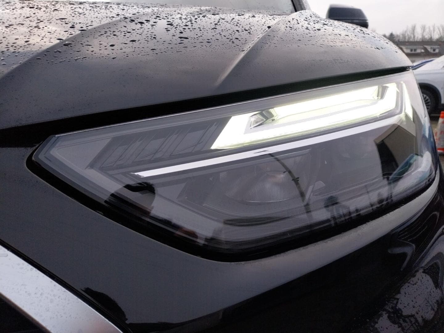 Bild über Audi Q5 40 TDI quattro 150 kW S tronic - für weitere Informationen kontaktieren Sie den Audi Partner