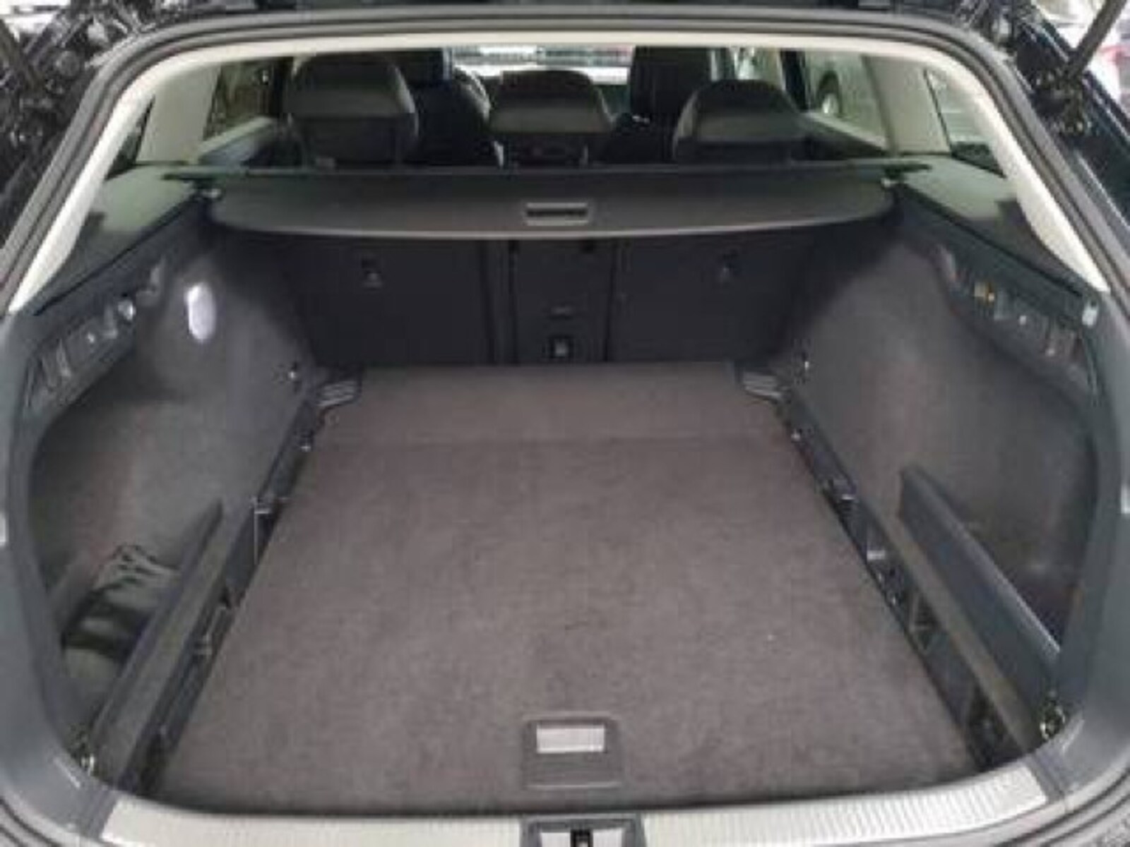 Volkswagen Passat – Bild 10