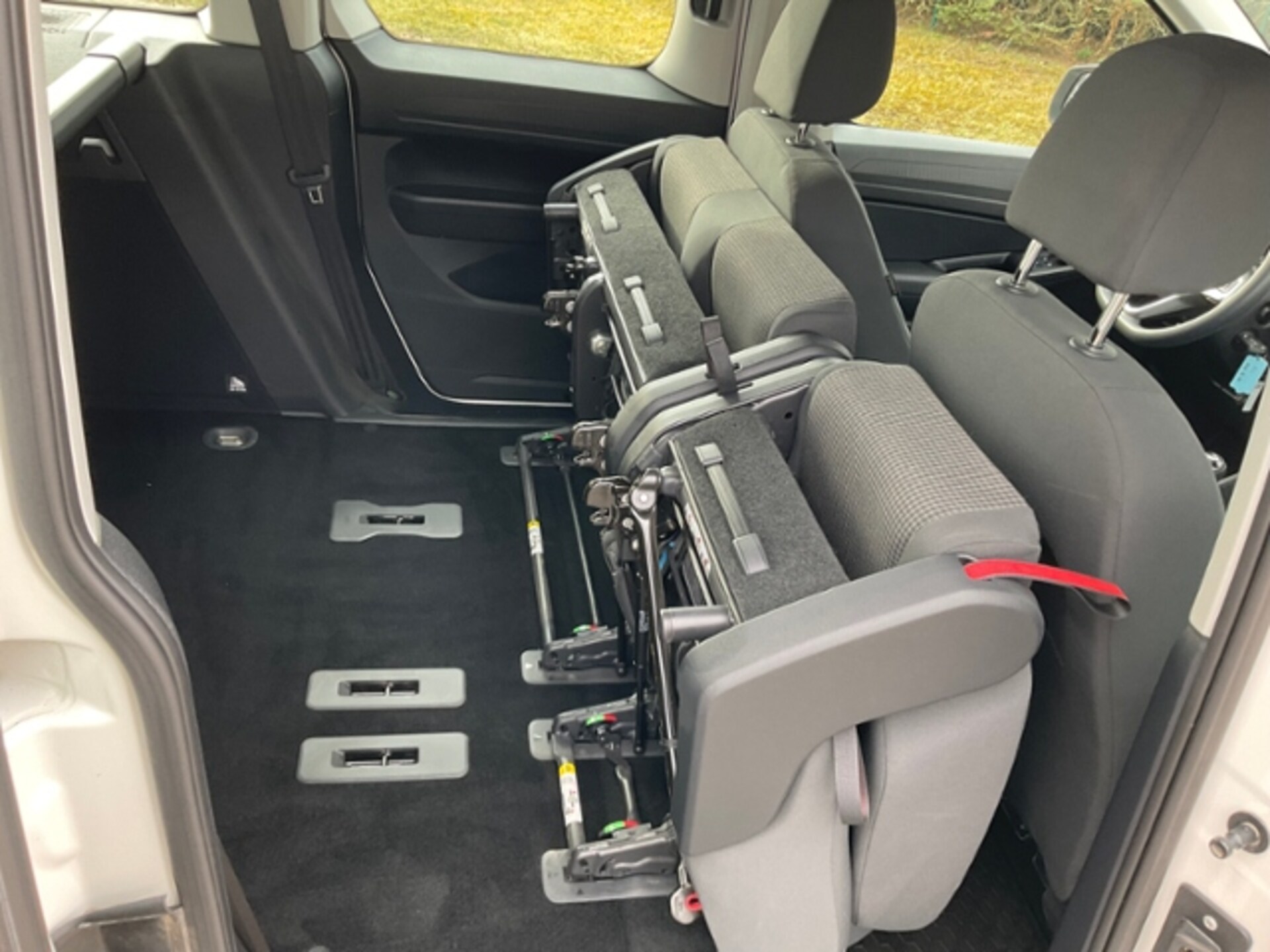 Volkswagen Caddy Kombi Basis-Modell