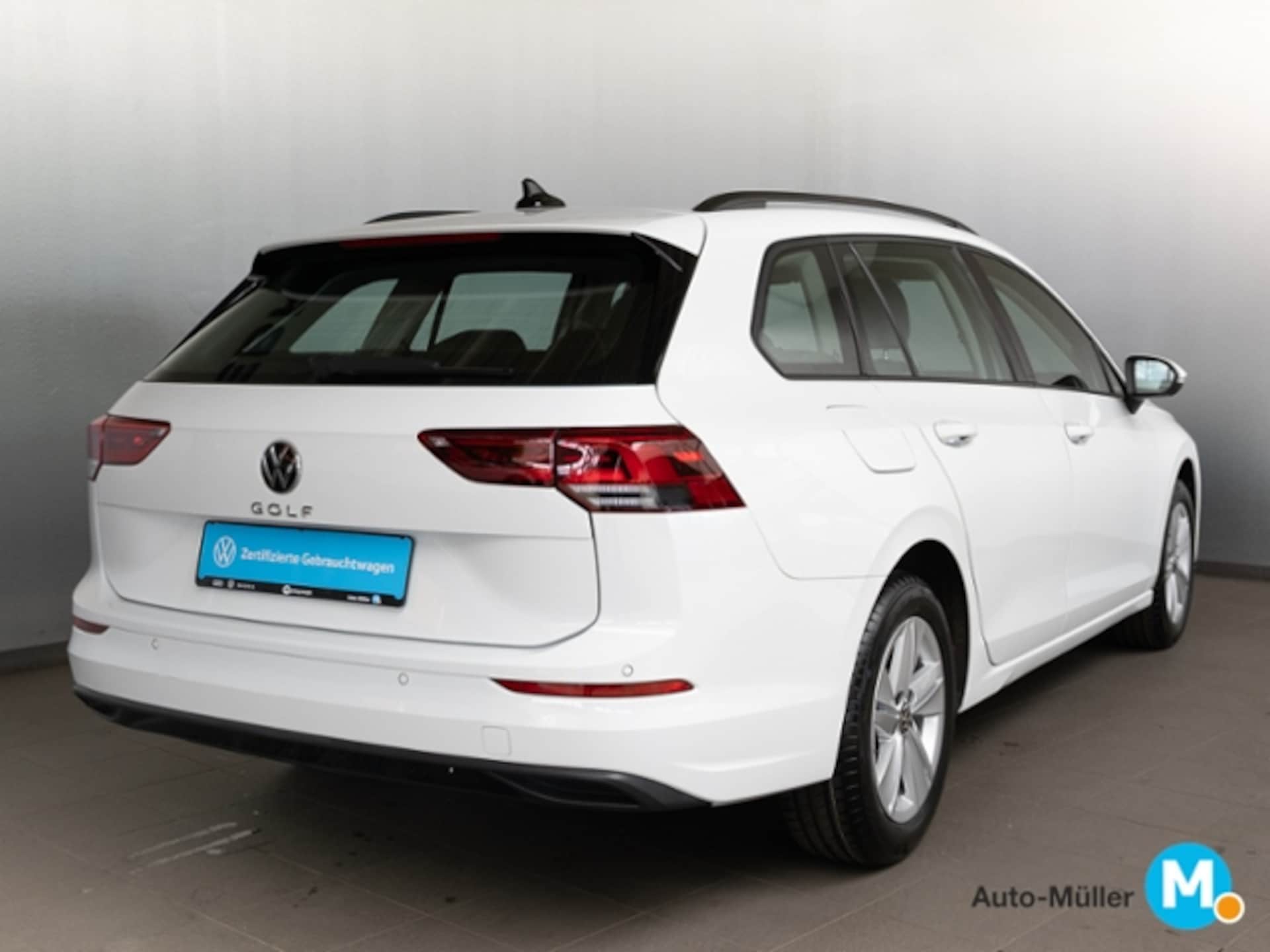 Volkswagen Golf Variant Life