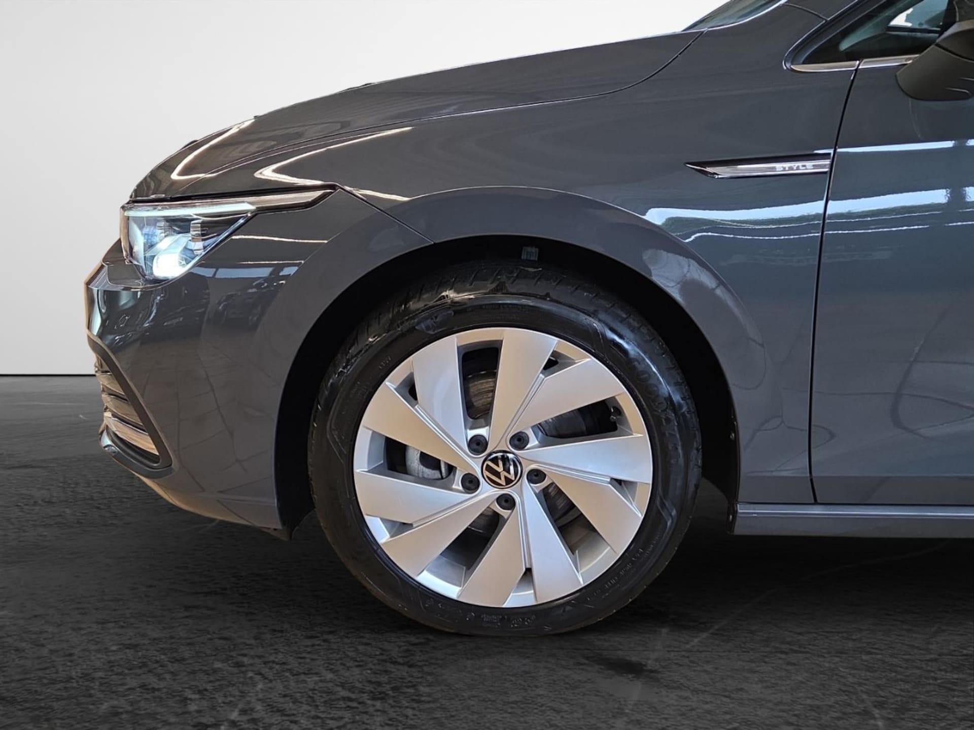 Volkswagen Golf Variant Style